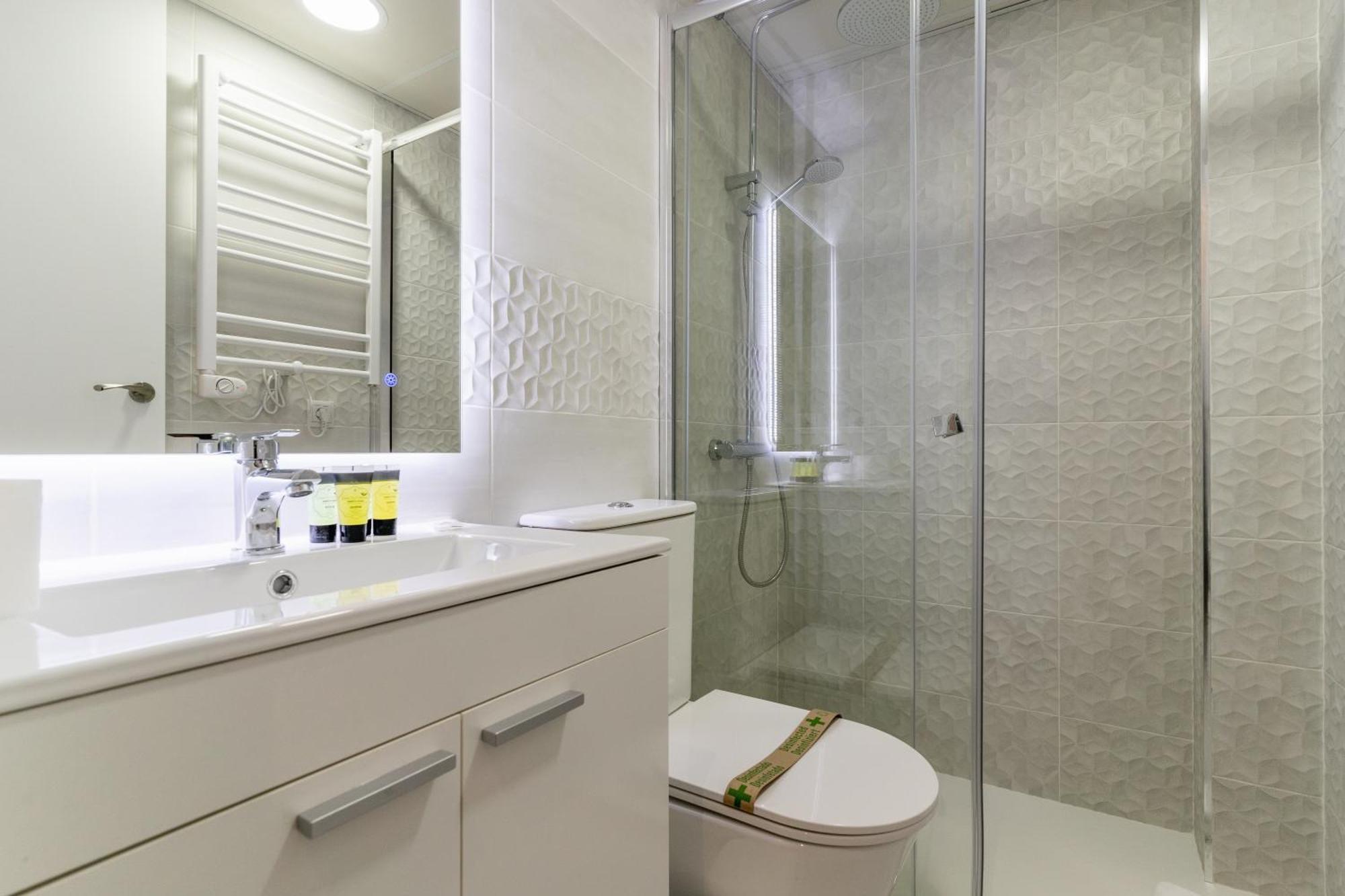 Modern Studio-1Bathroom-Chueca มาดริด ภายนอก รูปภาพ
